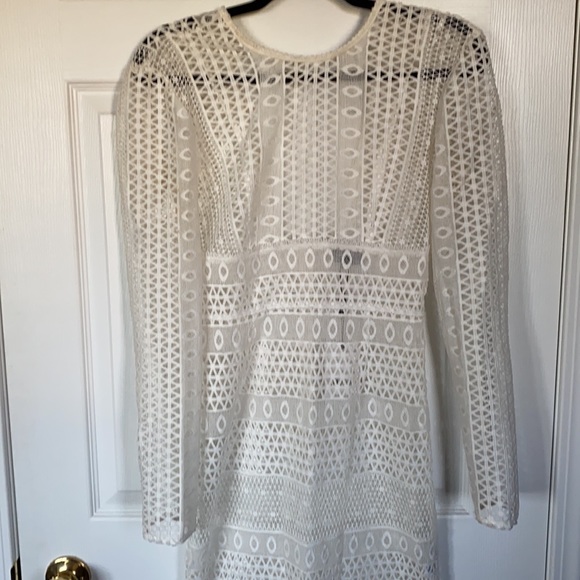 Bardot Zoe Lace Dress - Picture 2 of 8